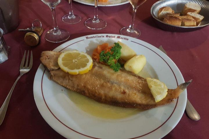 Menu des sillans à Creully